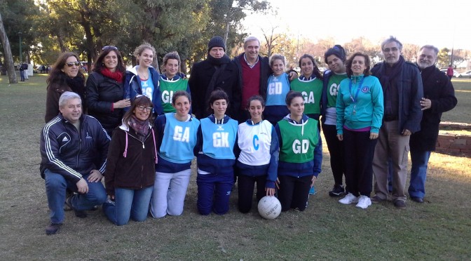 Personalidades del deporte que con su visita nos alientan a seguir trabajando por el netball