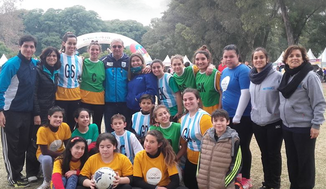 Hermosa jornada en el Parque Tres de Febrero de la ciudad de Buenos Aires para festejar «El Día Olímpico».